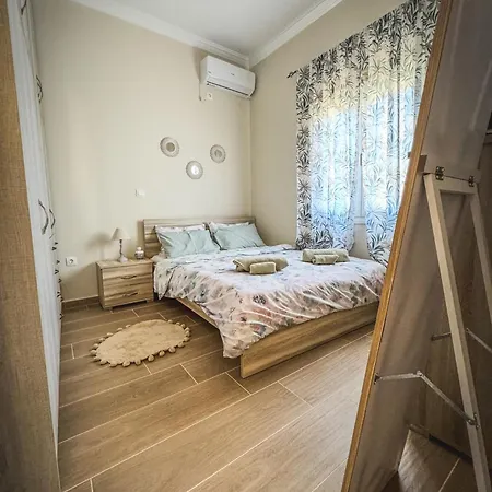 Alyki House Salamina